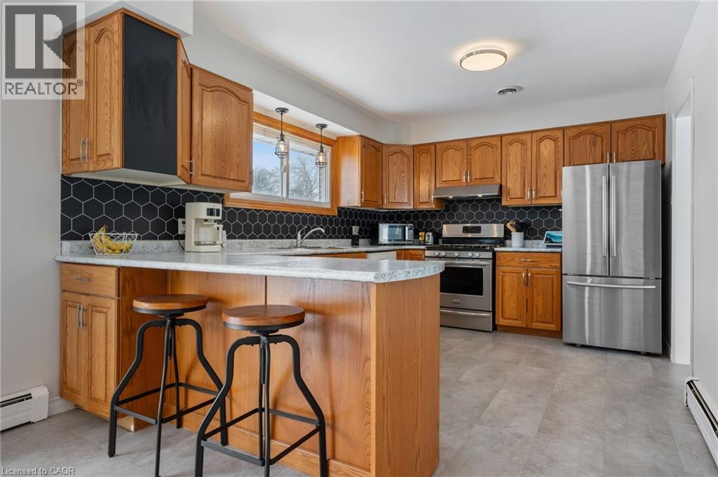351 TALBOT Road - 22