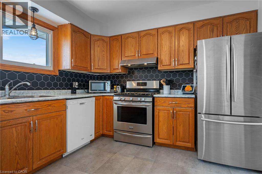 351 TALBOT Road - 25