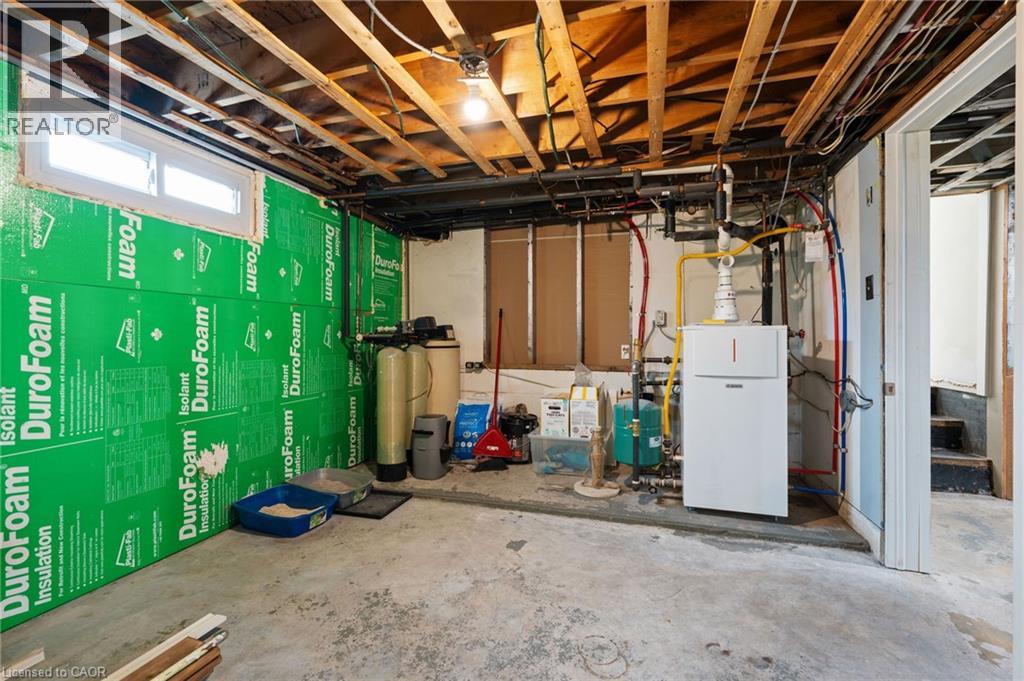 351 TALBOT Road - 27