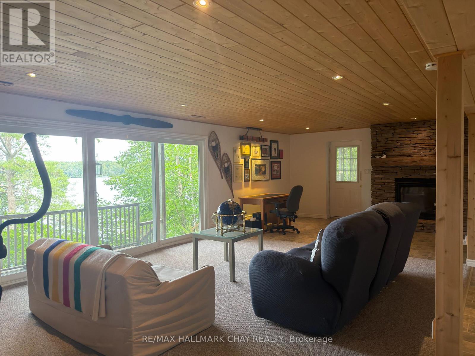 137 PICKEREL POINT ROAD - 30