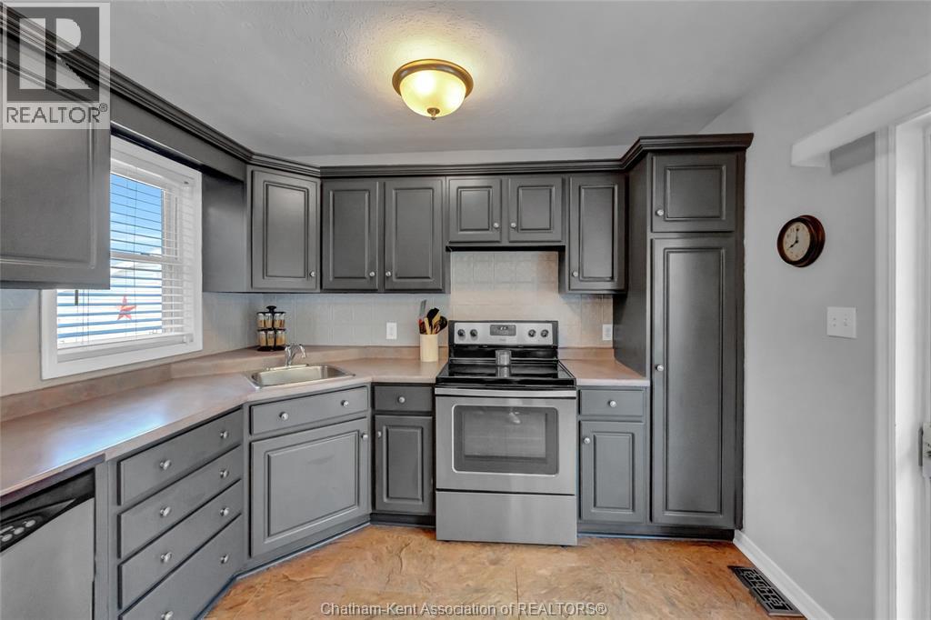 94 Dundas STREET - 20