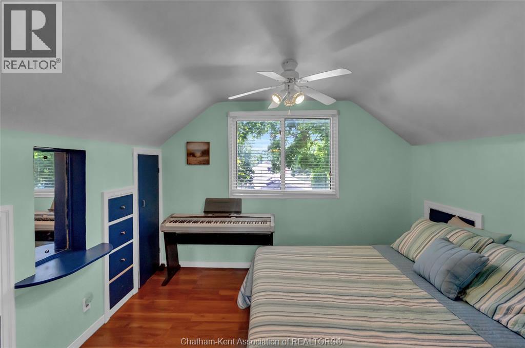 94 Dundas STREET - Image 30