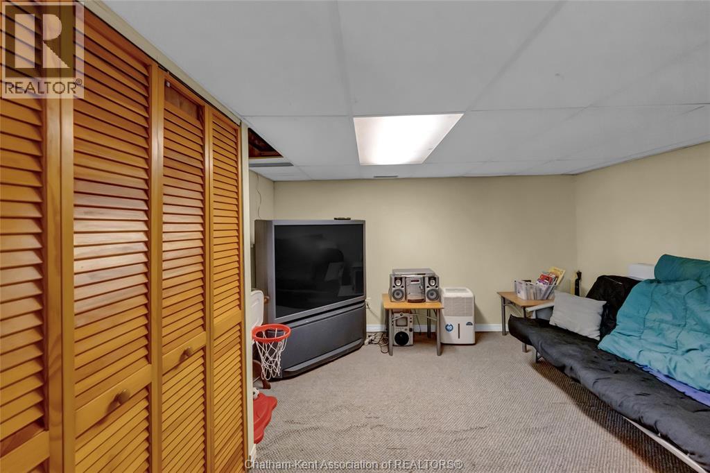 94 Dundas STREET - Image 34
