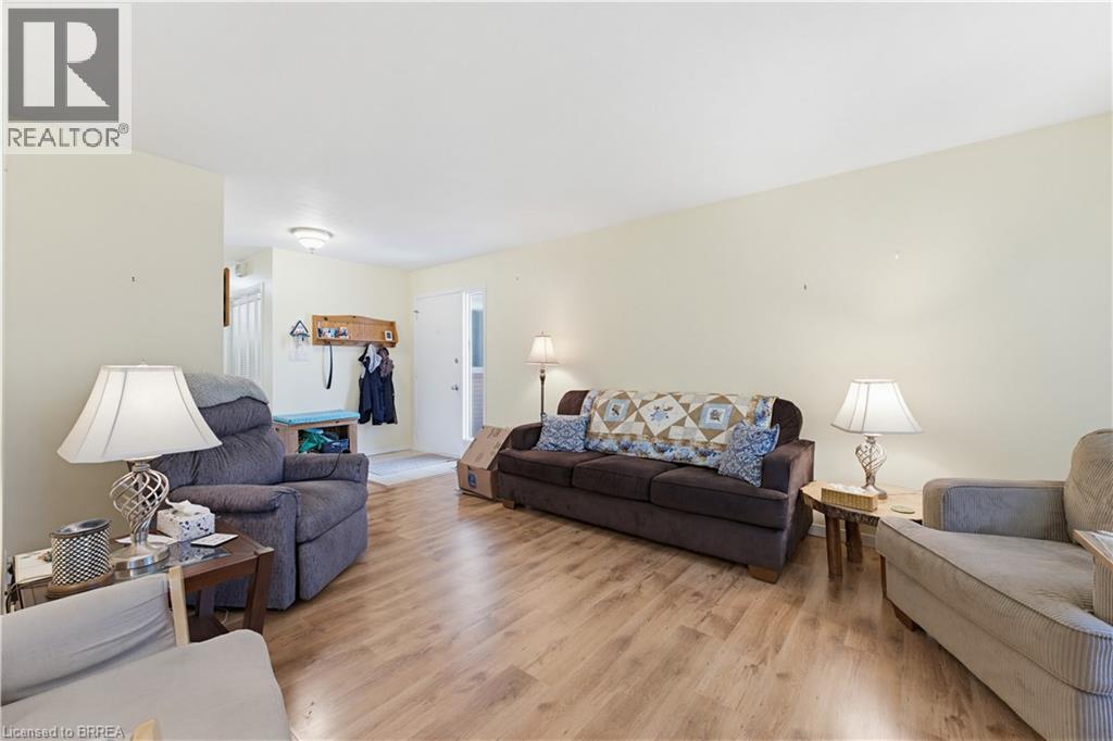 65 LYNDHURST Avenue - 8