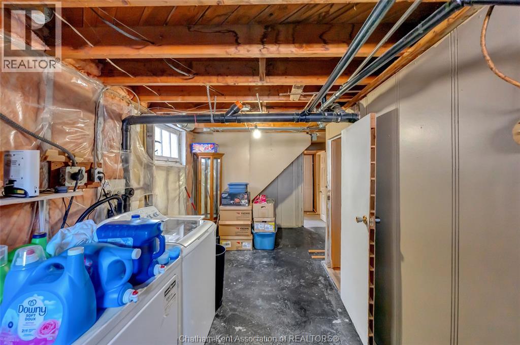 94 Dundas STREET - 37