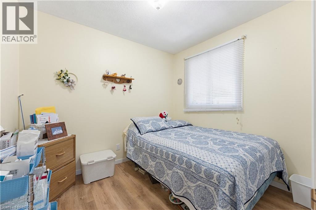 65 LYNDHURST Avenue - 15