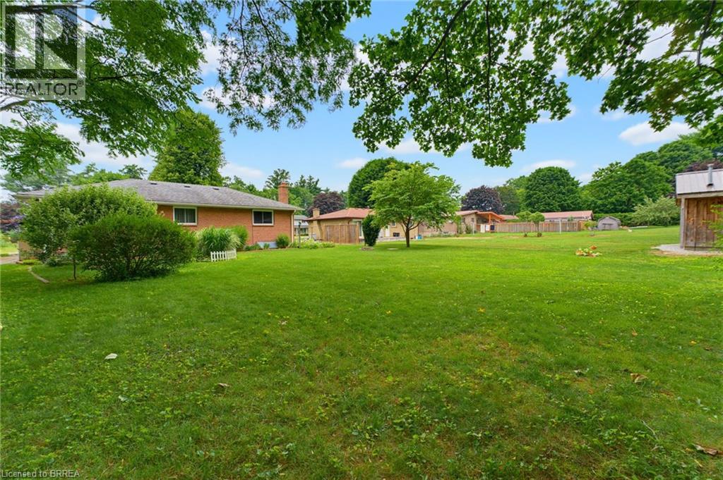 65 LYNDHURST Avenue - 30