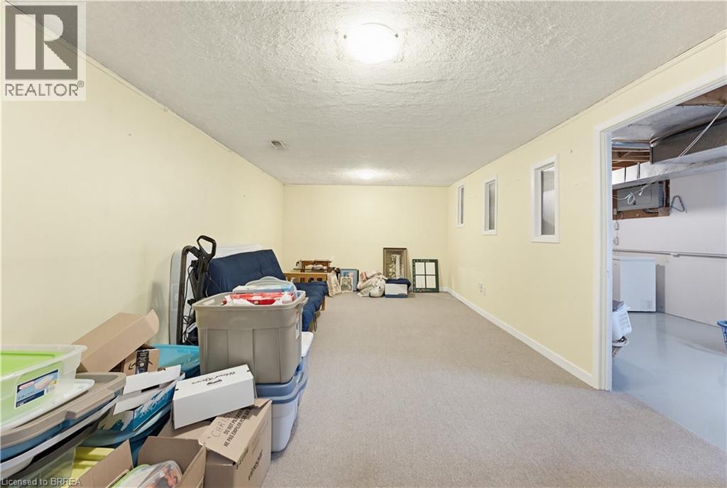 65 LYNDHURST Avenue - 21