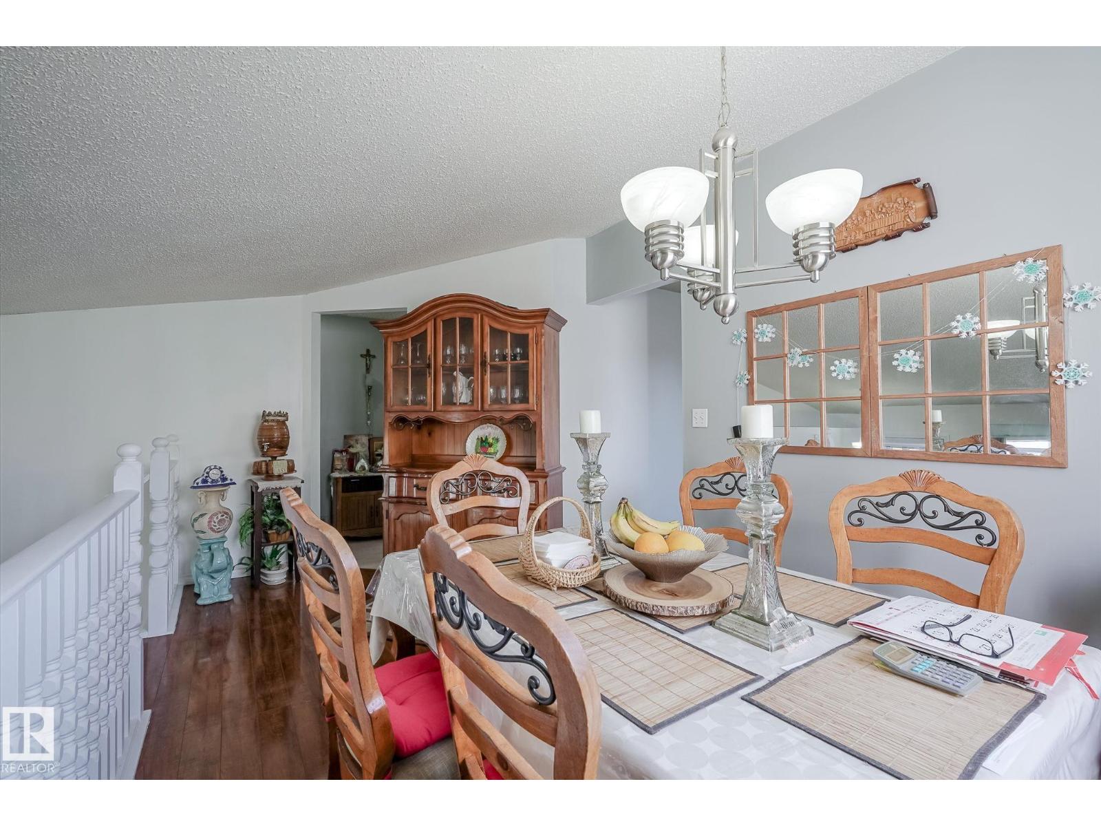 7011 190 ST NW - 13