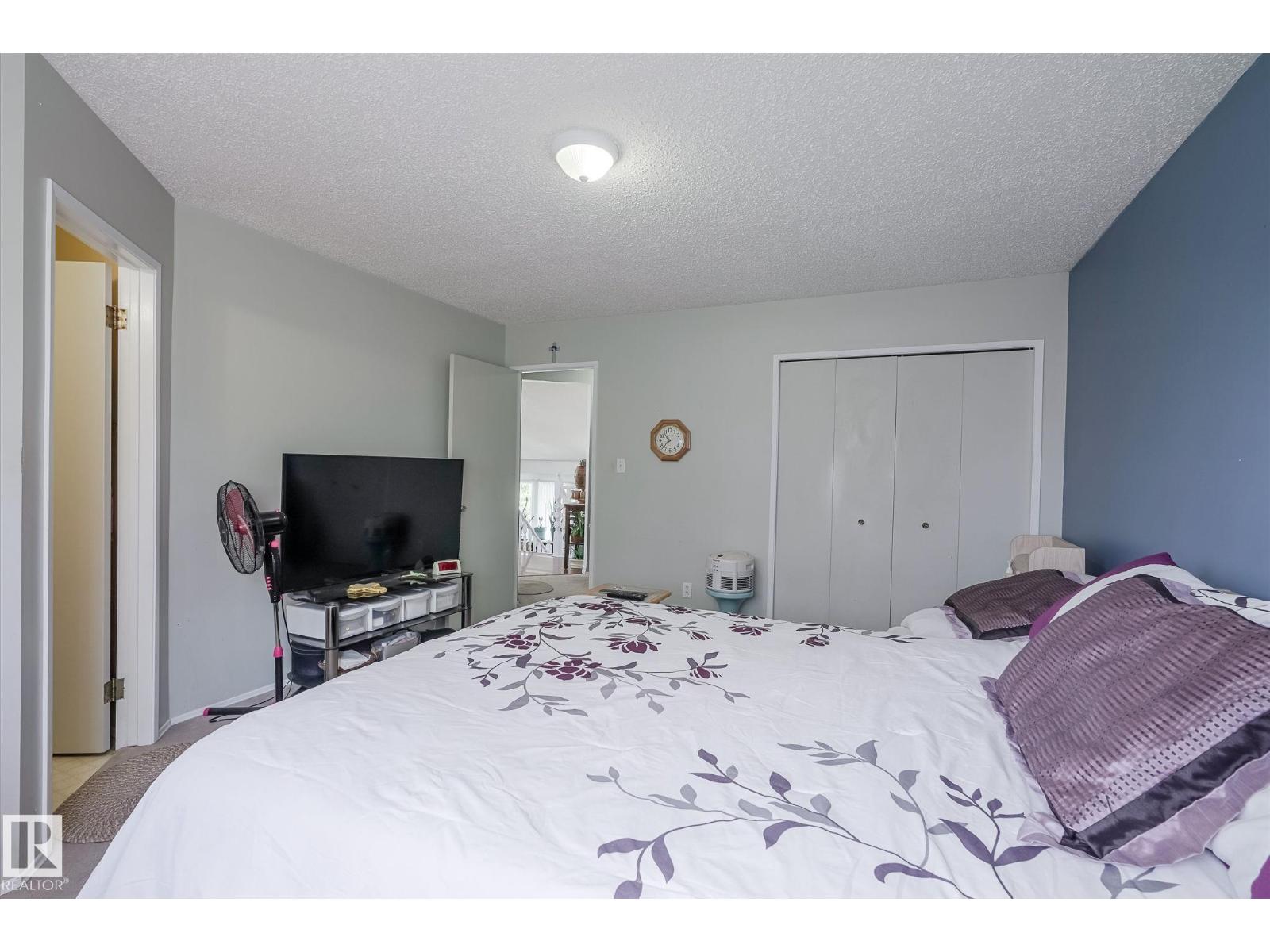 7011 190 ST NW - 24