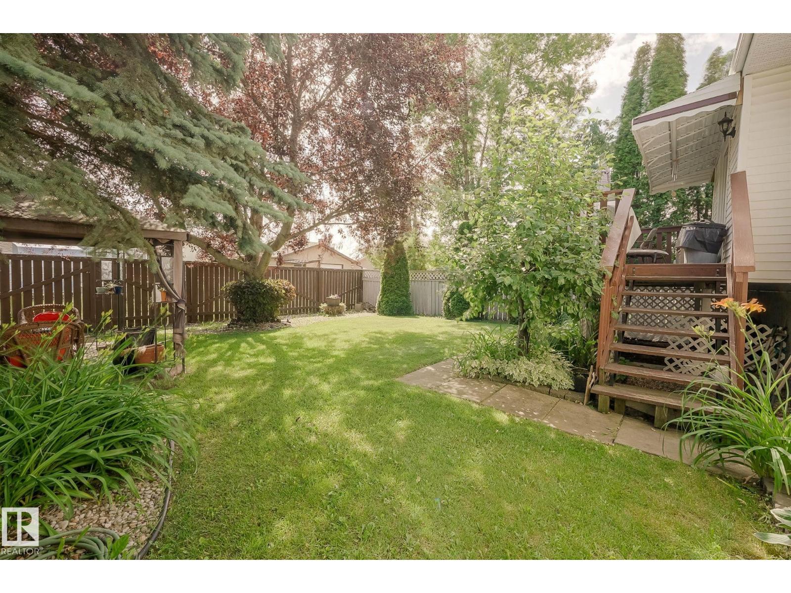 7011 190 ST NW - 51