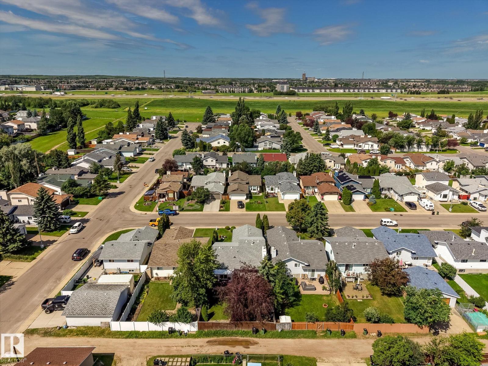 7011 190 ST NW - 61