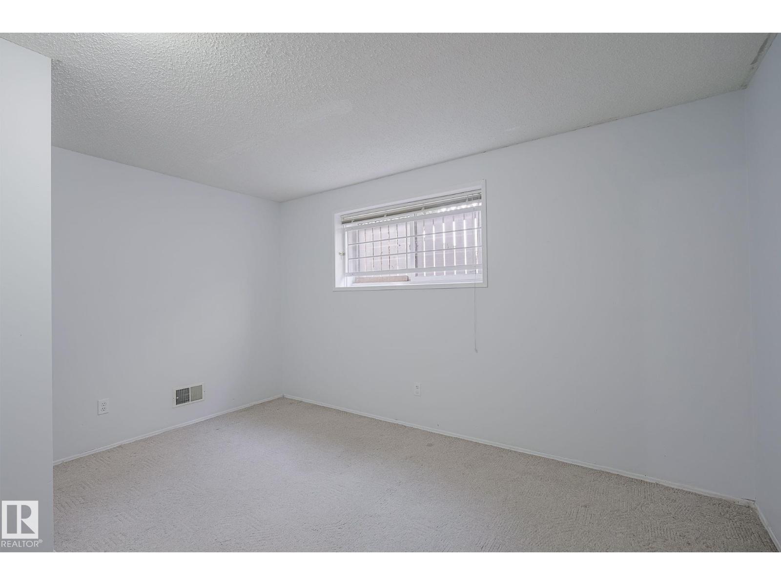 7011 190 ST NW - Image 39