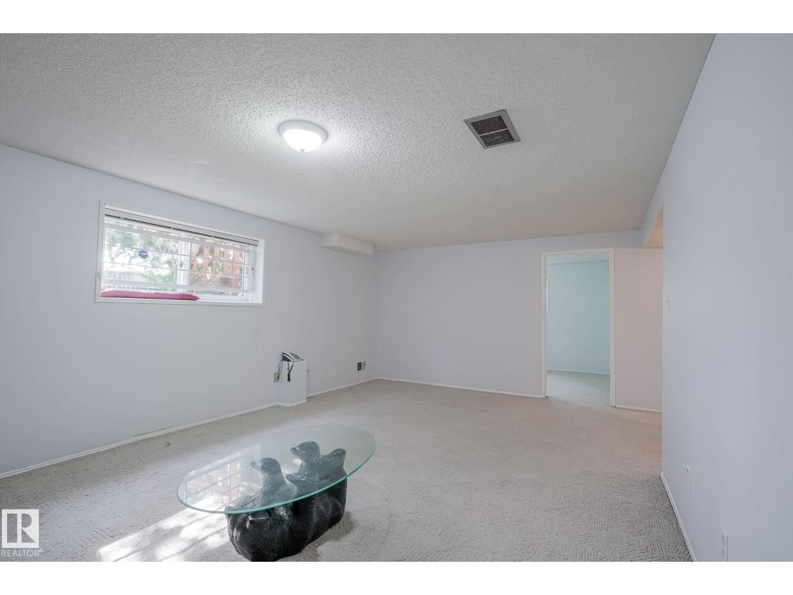 7011 190 ST NW - 35
