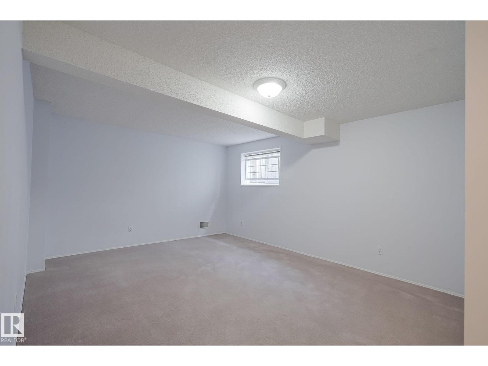 7011 190 ST NW - 38