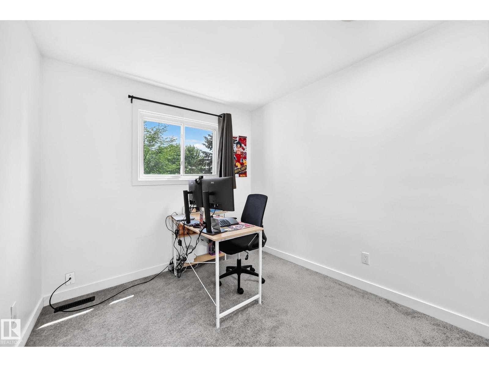 8033 27 AV NW - 29