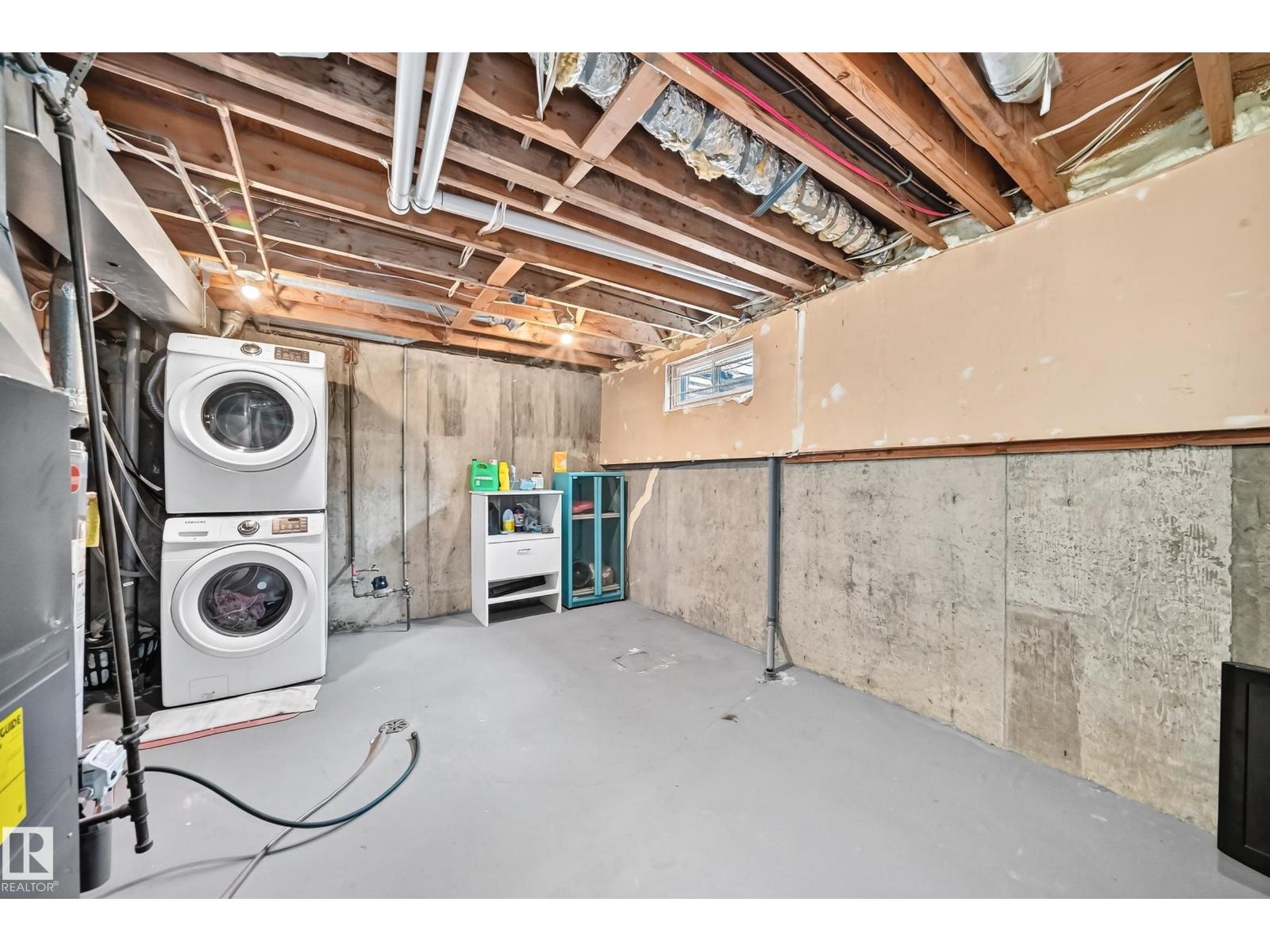 8033 27 AV NW - 34