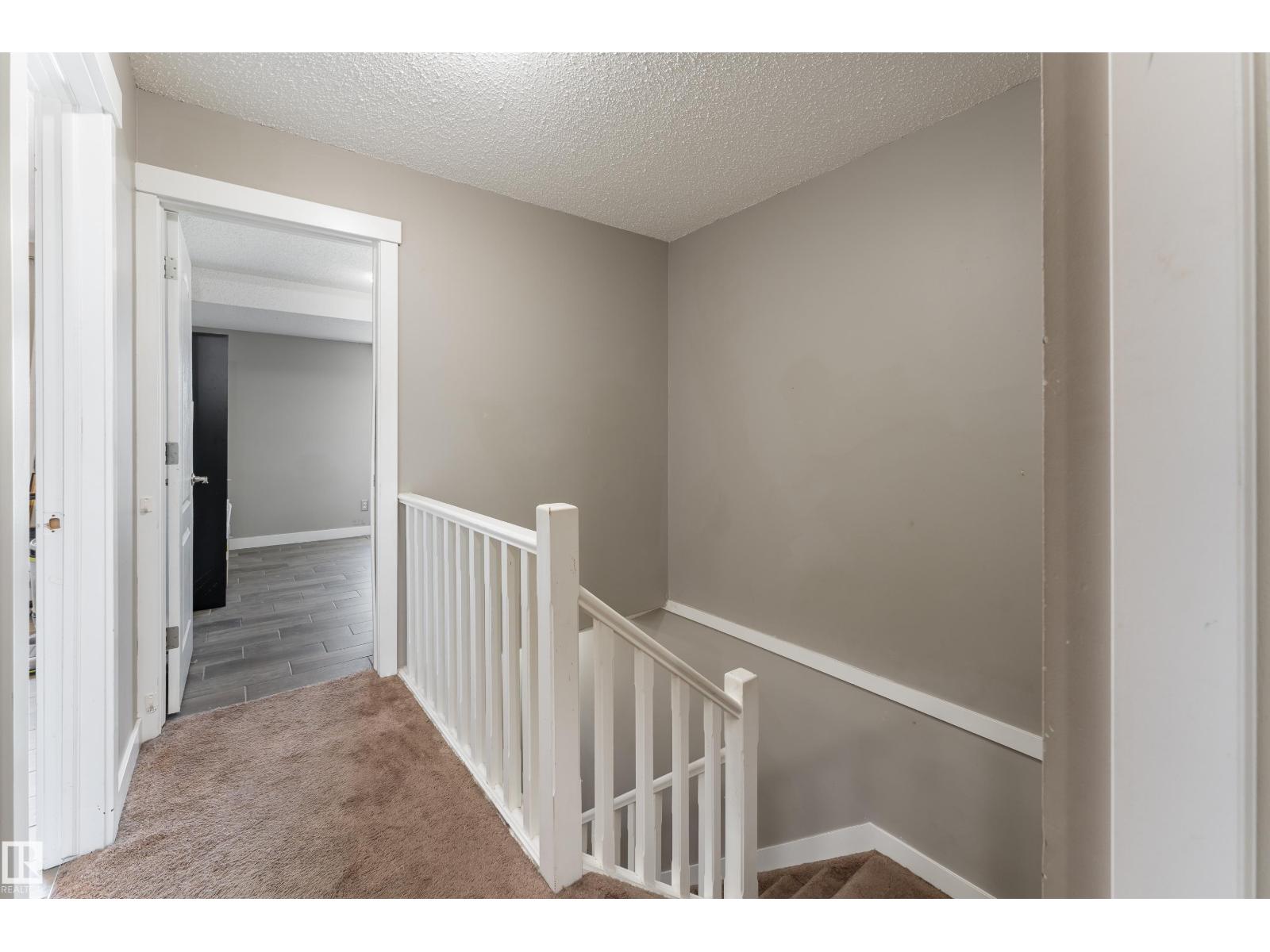 #2 4707 126 AV NW - 14