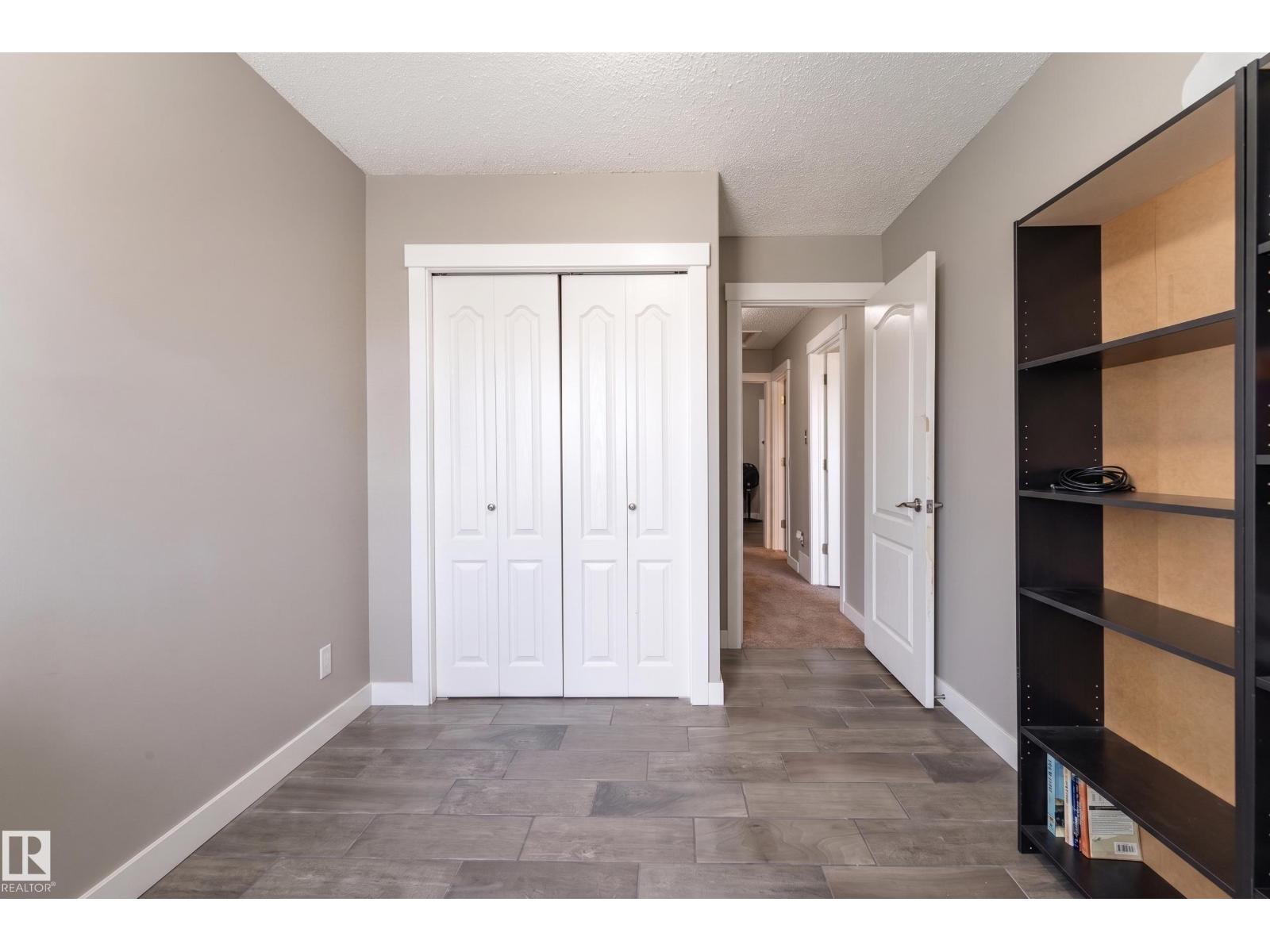 #2 4707 126 AV NW - 20
