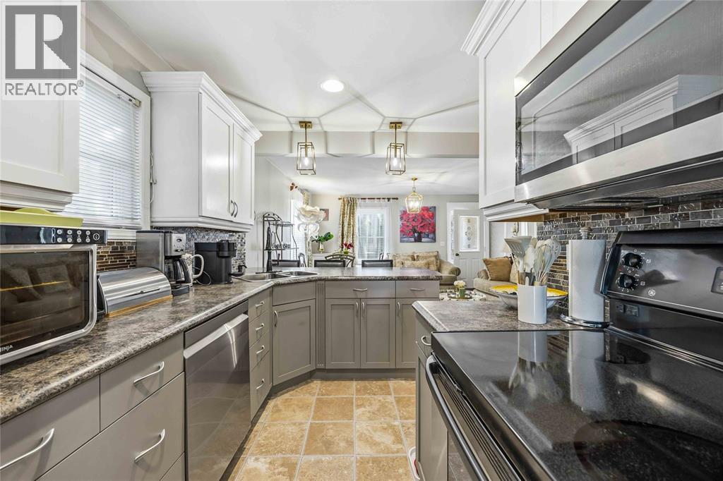 322 COBDEN STREET - 13