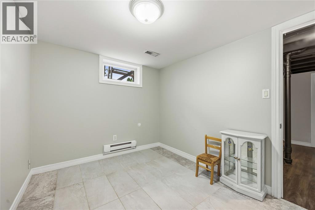 322 COBDEN STREET - 26