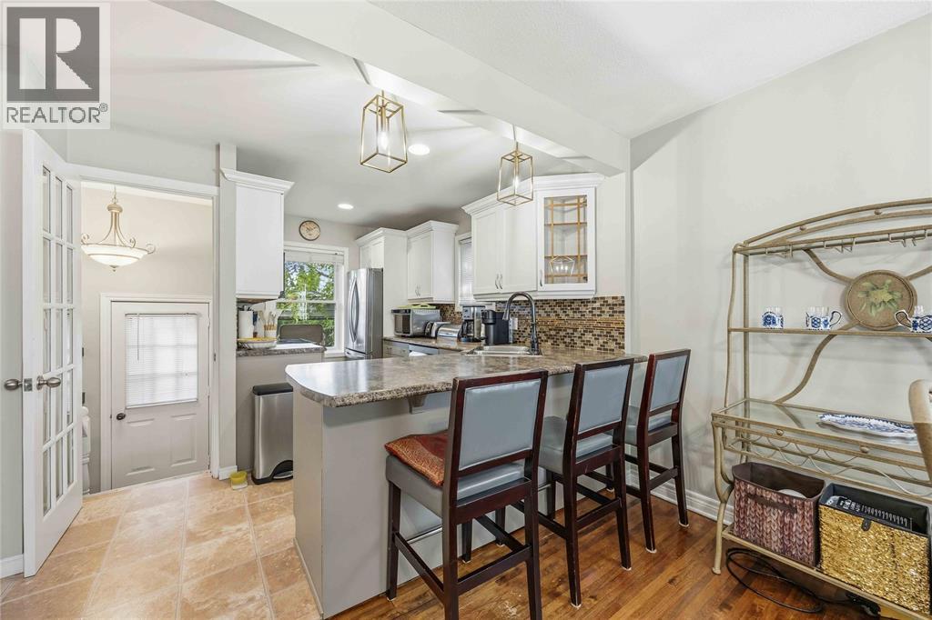 322 COBDEN STREET - 9