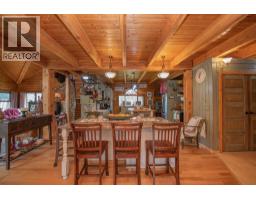 1495 6 Highway, Nakusp, BC V0G1R1 Photo 16