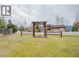 1495 6 Highway, Nakusp, BC V0G1R1 Photo 57
