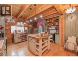 Bedroom - 1495 6 Highway, Nakusp, BC V0G1R1 Photo 7