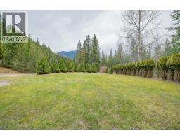 1495 6 Highway, Nakusp, BC V0G1R1 Photo 66