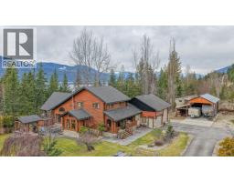 1495 6 Highway, Nakusp, BC V0G1R1 Photo 71