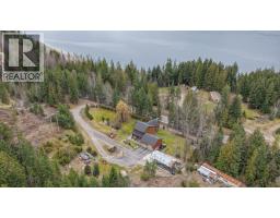 1495 6 Highway, Nakusp, BC V0G1R1 Photo 76