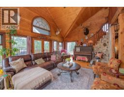 1495 6 Highway, Nakusp, BC V0G1R1 Photo 25