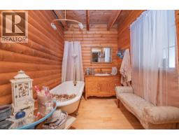 1495 6 Highway, Nakusp, BC V0G1R1 Photo 27