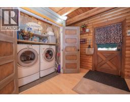 1495 6 Highway, Nakusp, BC V0G1R1 Photo 29