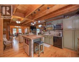 Kitchen - 1495 6 Highway, Nakusp, BC V0G1R1 Photo 12