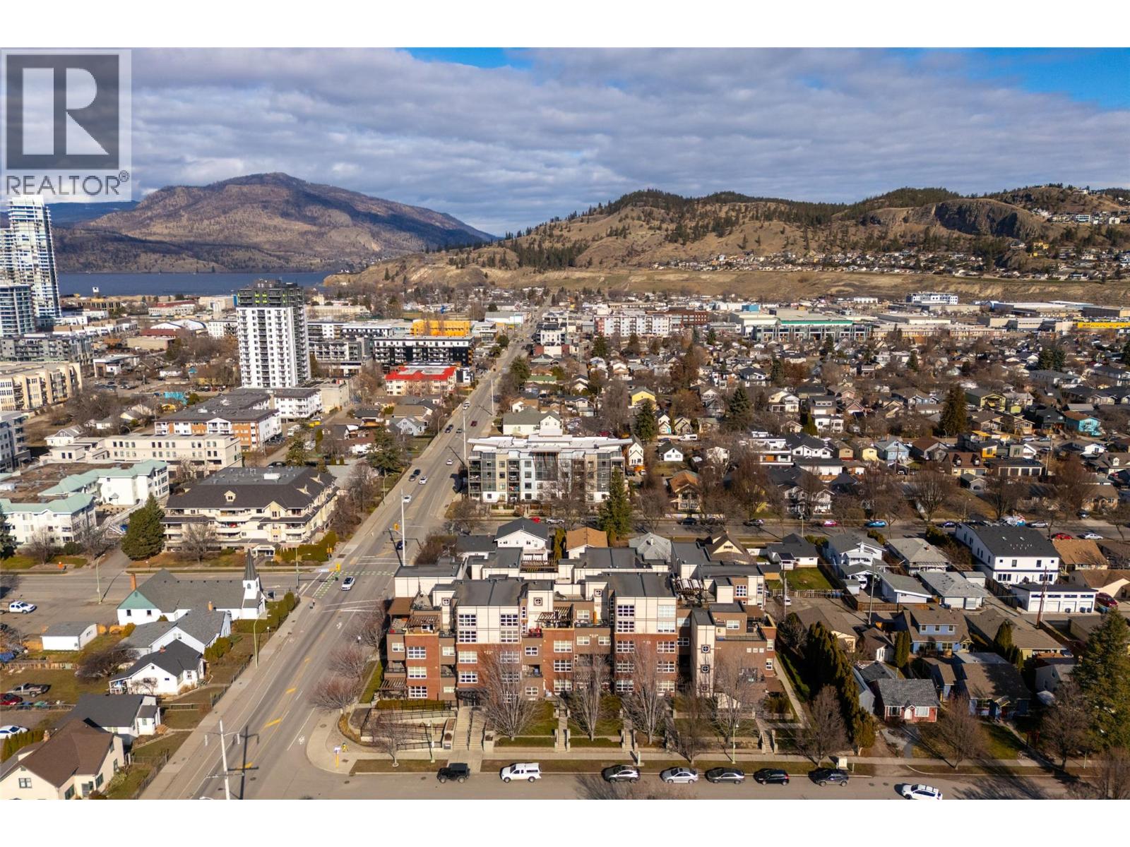 #203 700 Martin Avenue - 22