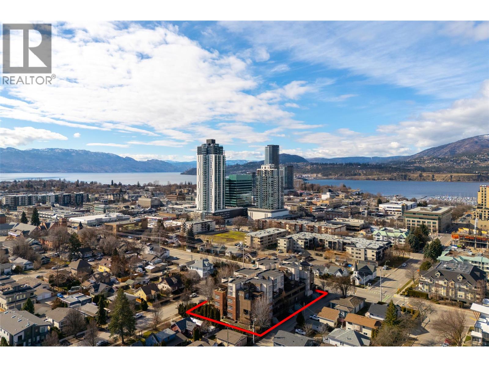 #203 700 Martin Avenue - 31