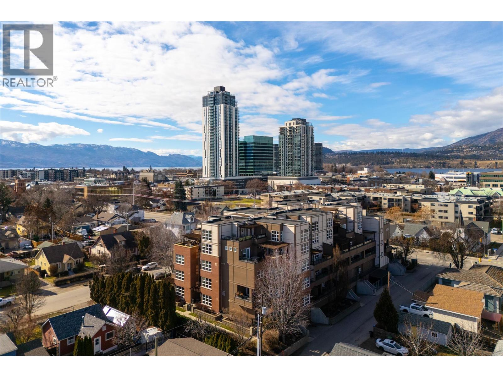 #203 700 Martin Avenue - 30