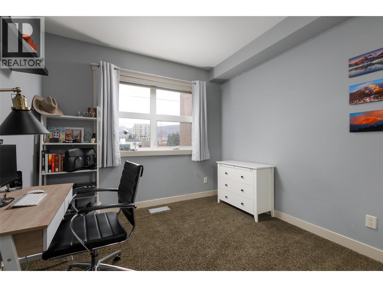 #203 700 Martin Avenue - 17
