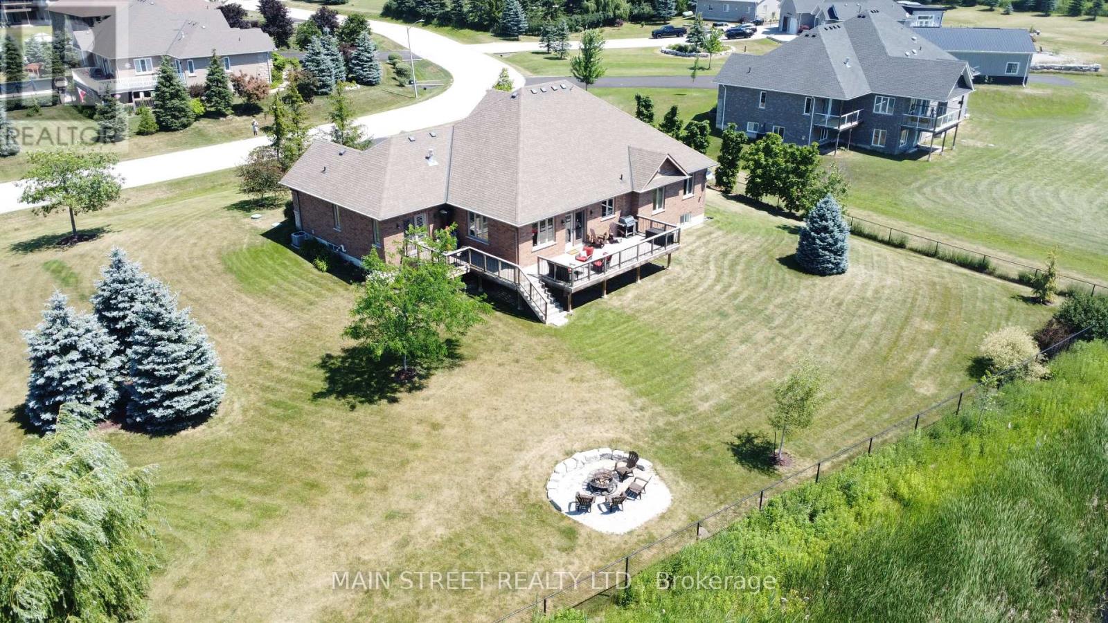 13 BROLLEY CRESCENT - 43