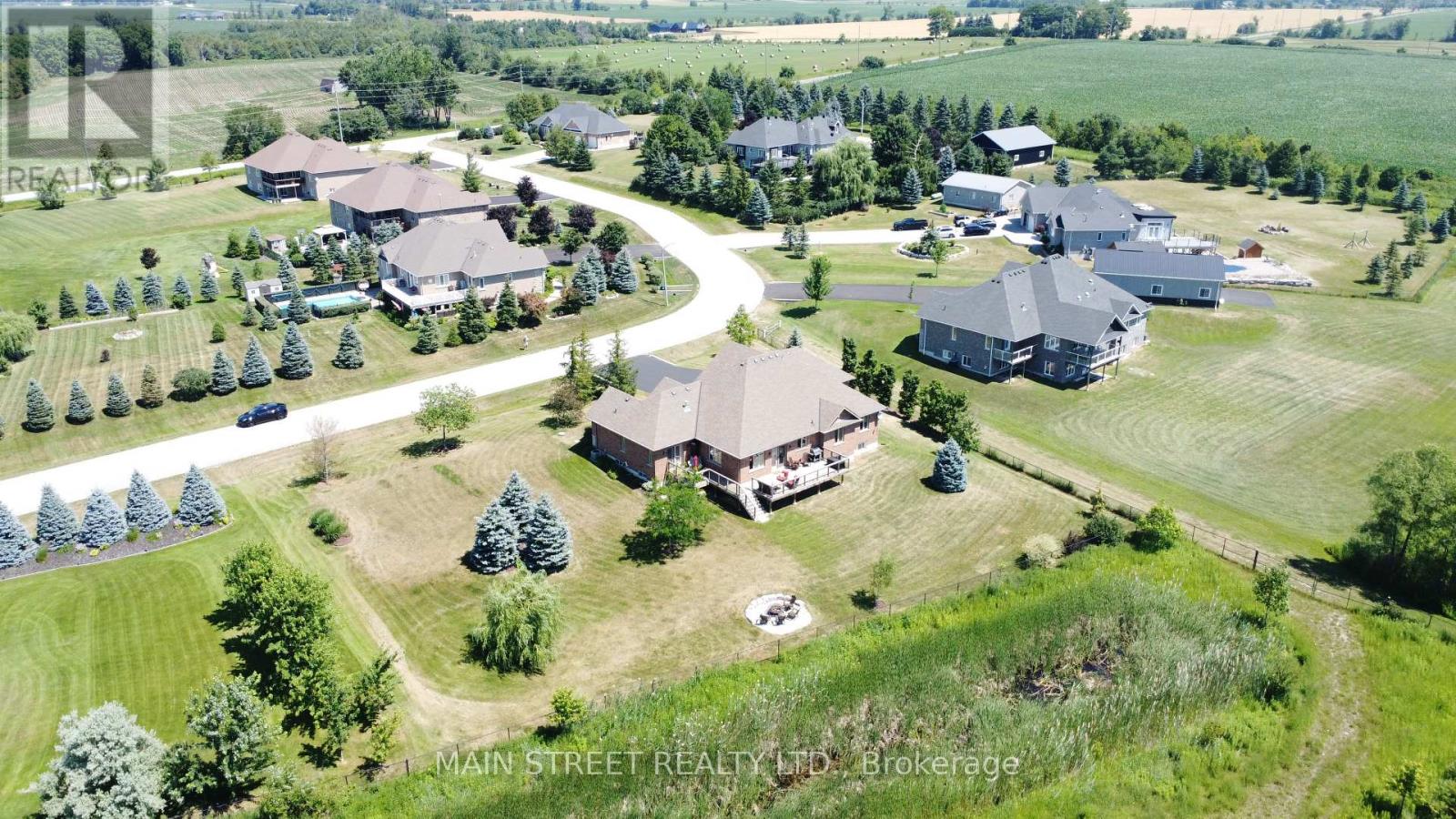13 BROLLEY CRESCENT - 44