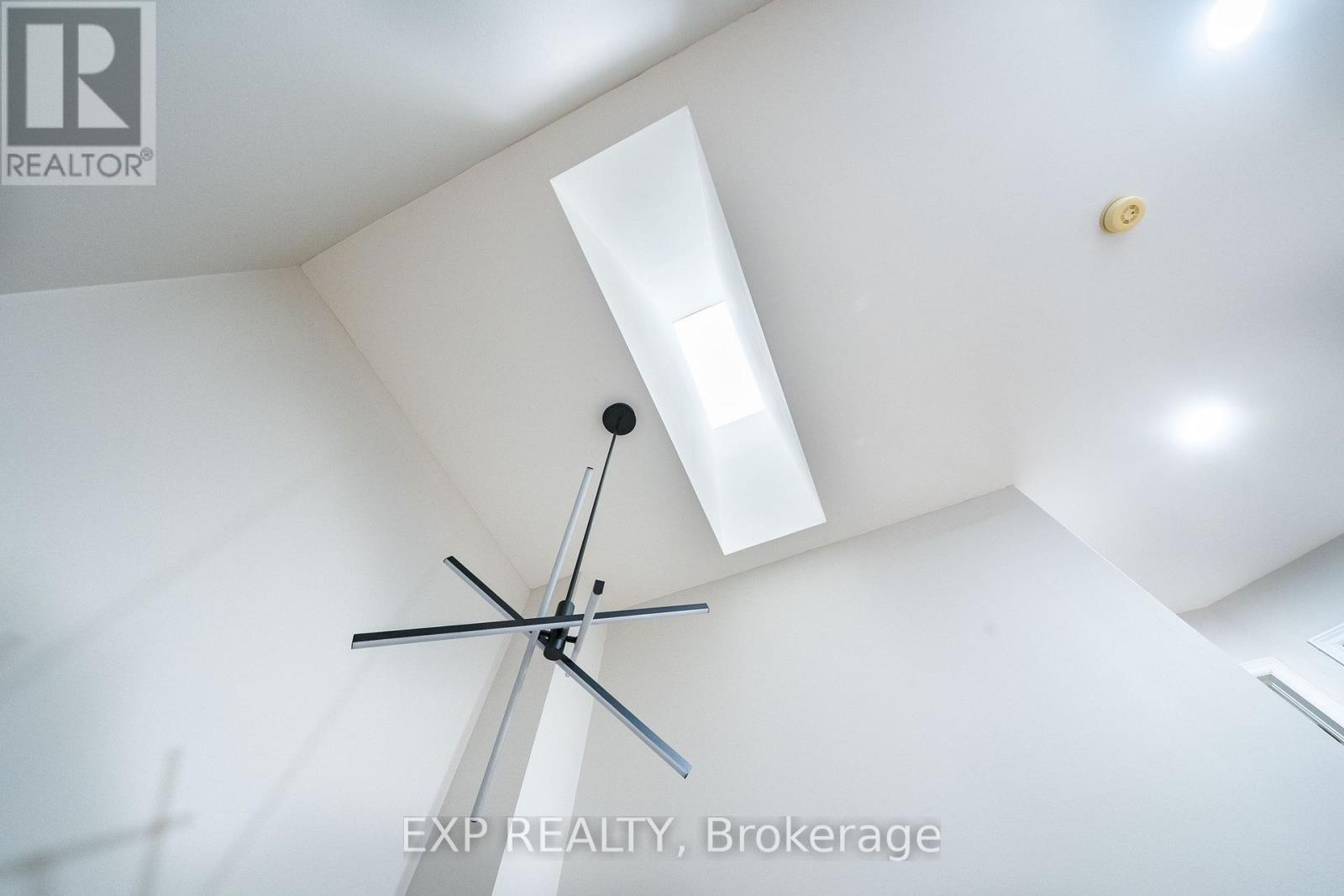 7 WETHERBY CIRCLE - Image 27