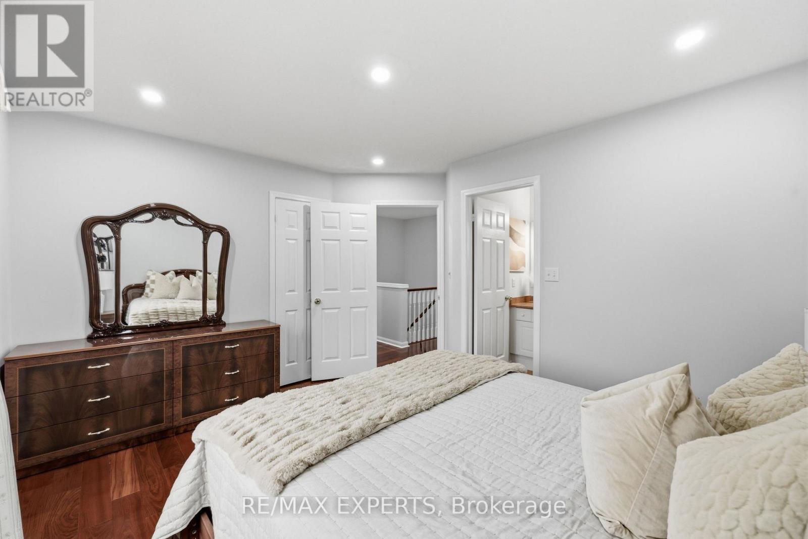 554 CAVERHILL CRESCENT - 15