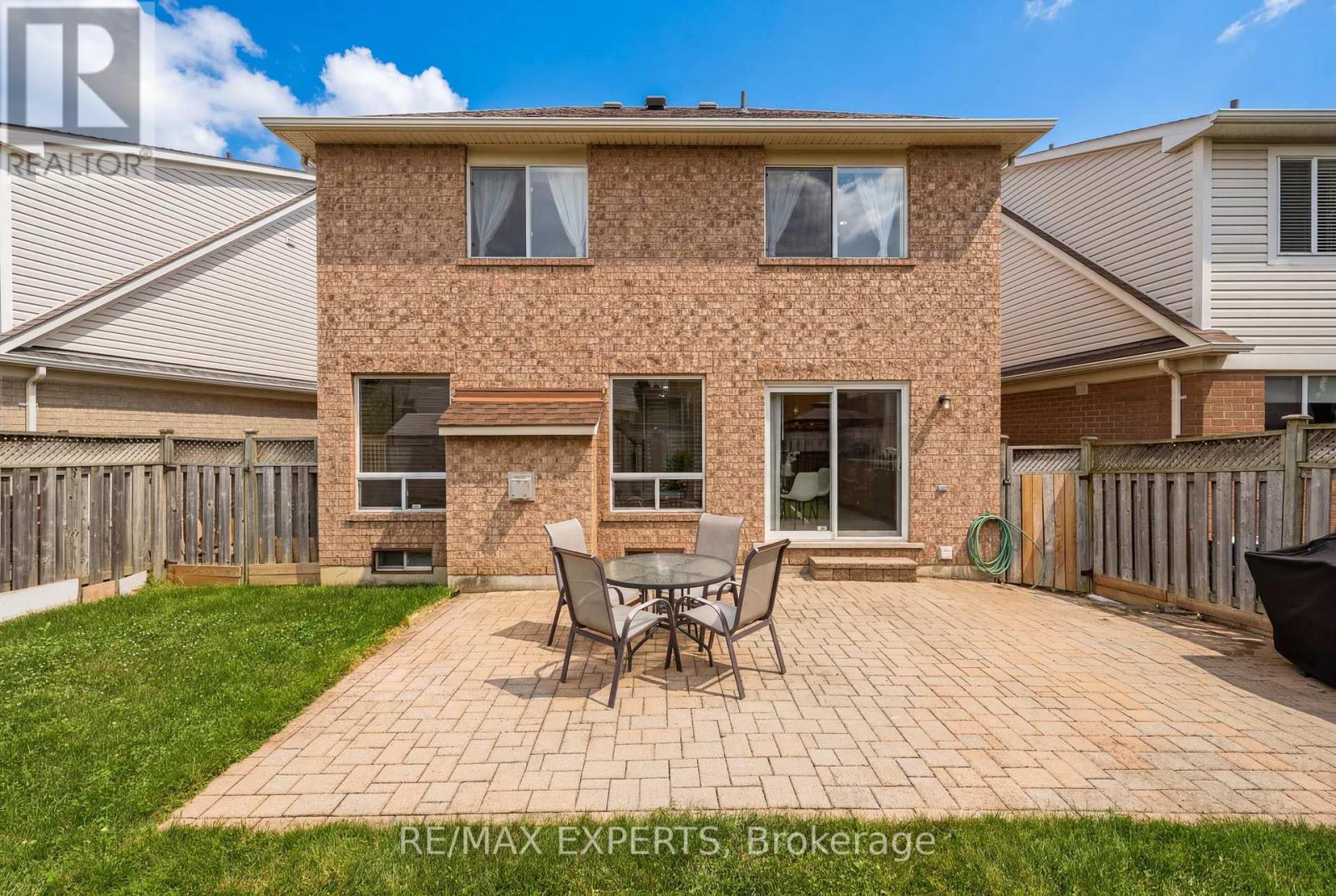 554 CAVERHILL CRESCENT - 24
