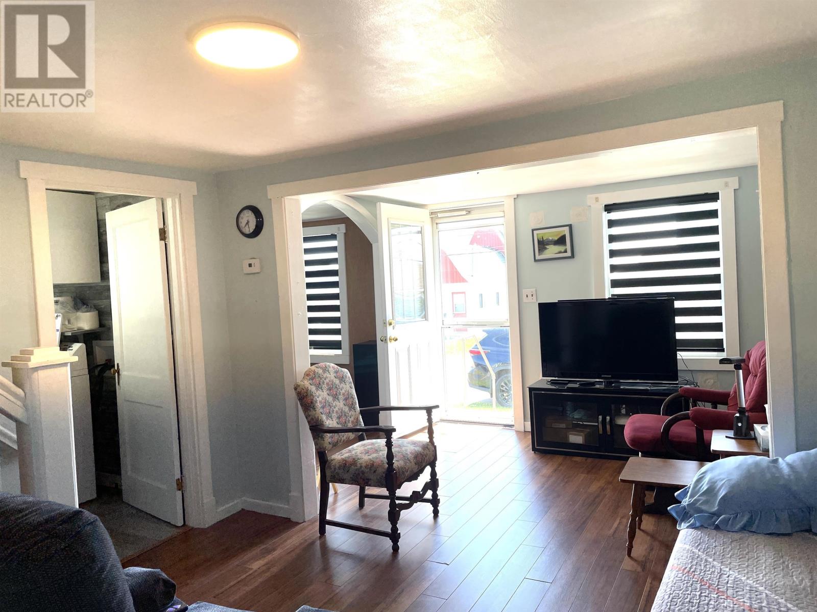 533 Sheen Street - 15