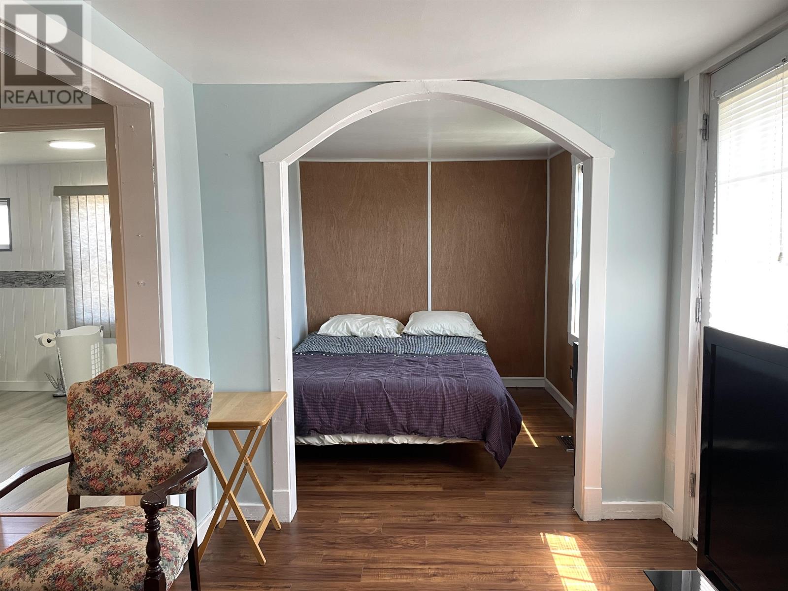 533 Sheen Street - 16