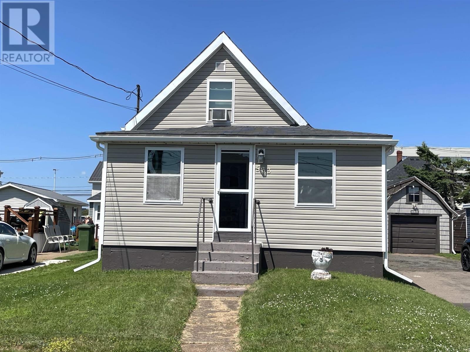 533 Sheen Street - 2