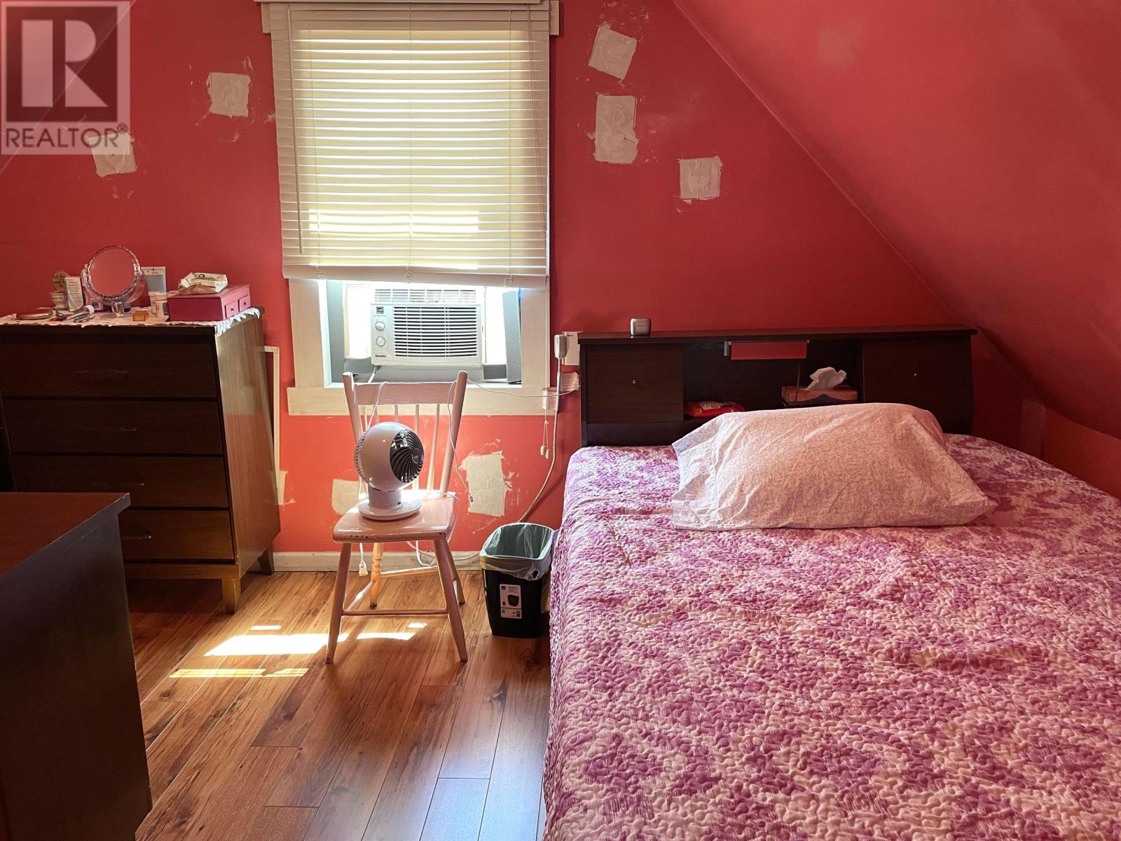 533 Sheen Street - 21