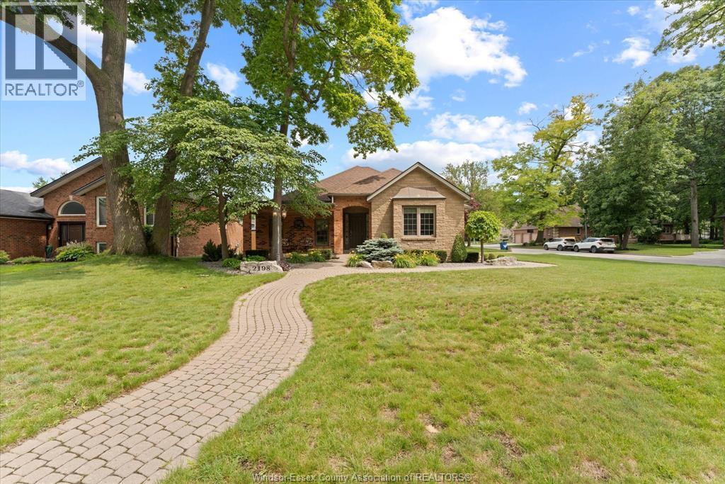 2198 SUZANNE STREET - 3
